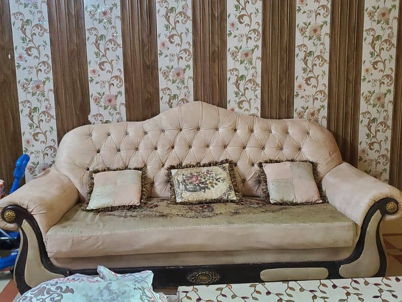 7 seater sofa set good condition 2