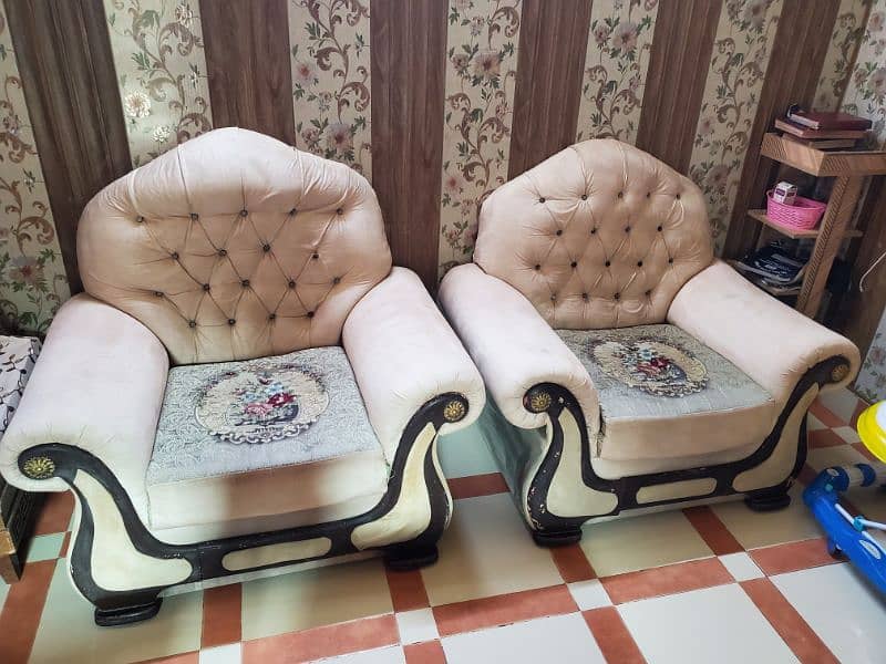 7 seater sofa set good condition 4