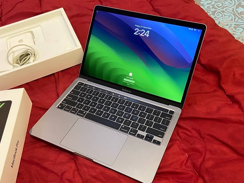 Apple Macbook Pro M1  16/1TB 0