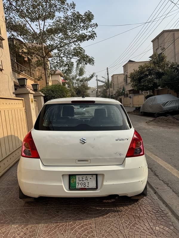 Suzuki Swift 2011 6