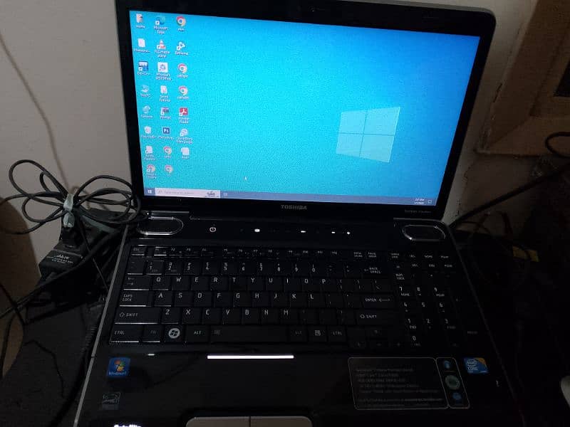 Toshiba laptop For sale in 10/10 condition 4