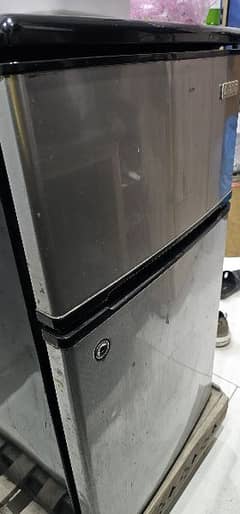 Mini double door fridge for sale 12k only