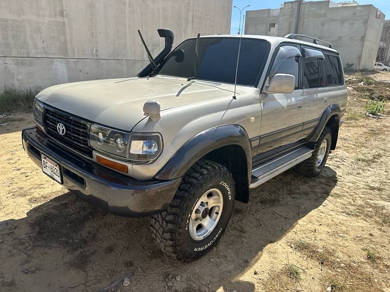 Toyota Land Cruiser 1992 11