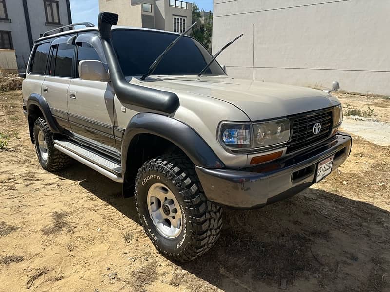 Toyota Land Cruiser 1992 13