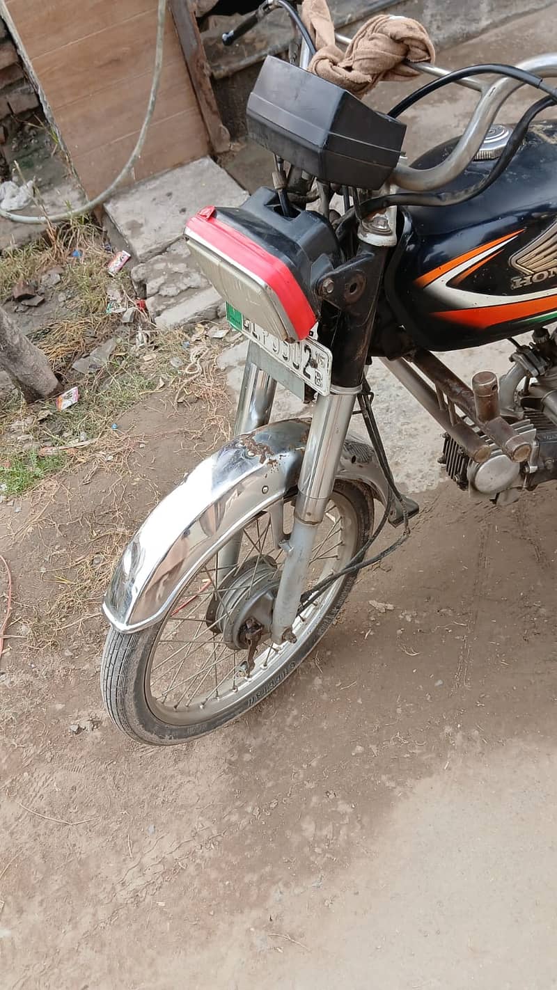 Honda CD 70 2015 5