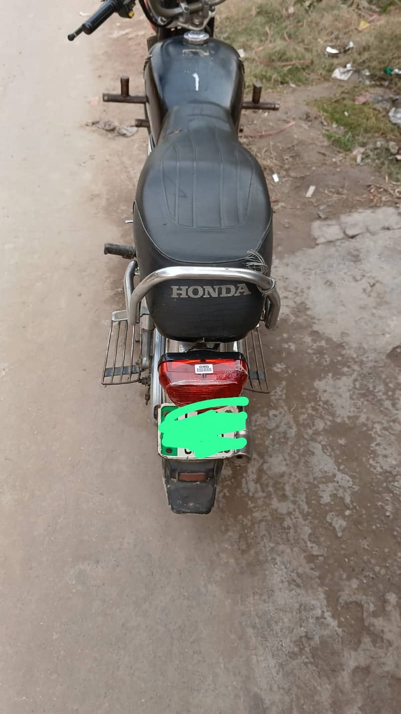 Honda CD 70 2015 9