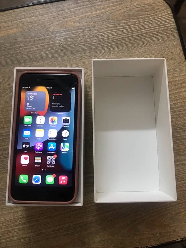 iphone 7plus 128 GB with box 3