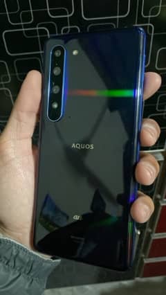 Sharp Aquos R5G