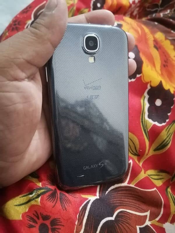 Samsung Galaxy S4 Non PTA 3