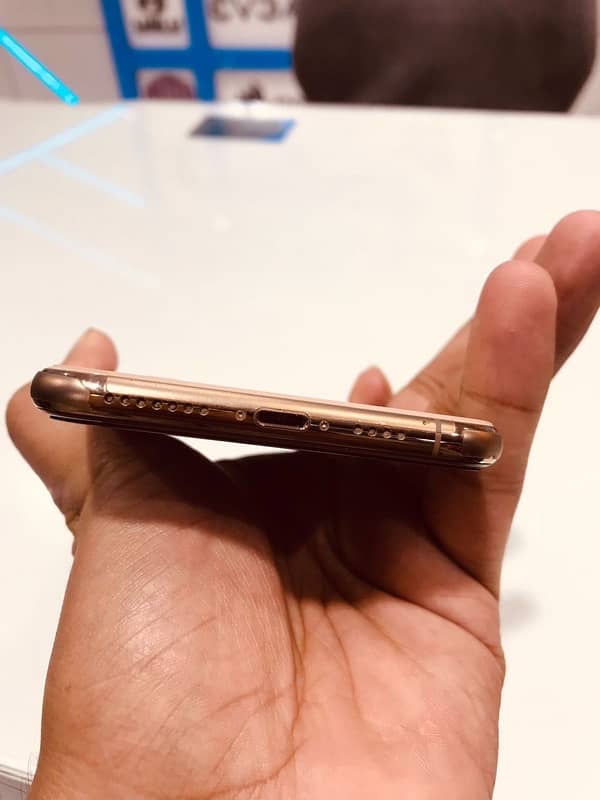 I phone xs max pta approved 5