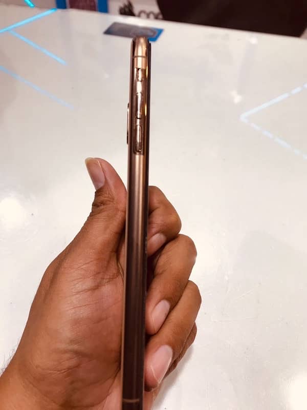 I phone xs max pta approved 6