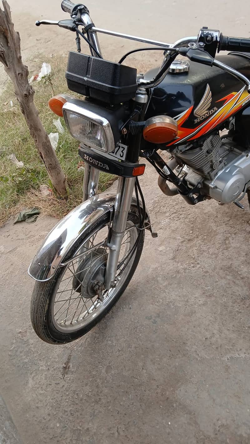 Honda CG 125 2021 8