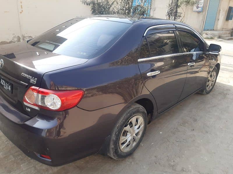 Toyota Corolla Altis 2013 excellent condition 6