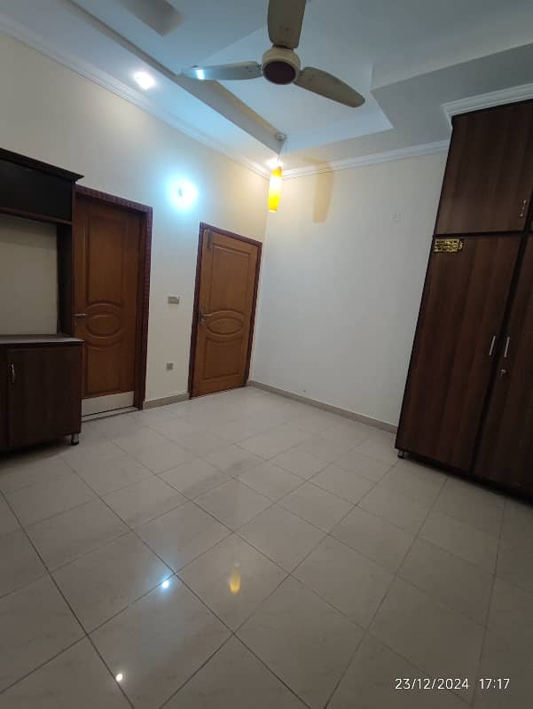 10 Marla Tile Floor House For Rent For Family Near Ucp And Abu Bakar Roundabout 3