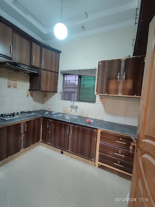 10 Marla Tile Floor House For Rent For Family Near Ucp And Abu Bakar Roundabout 6