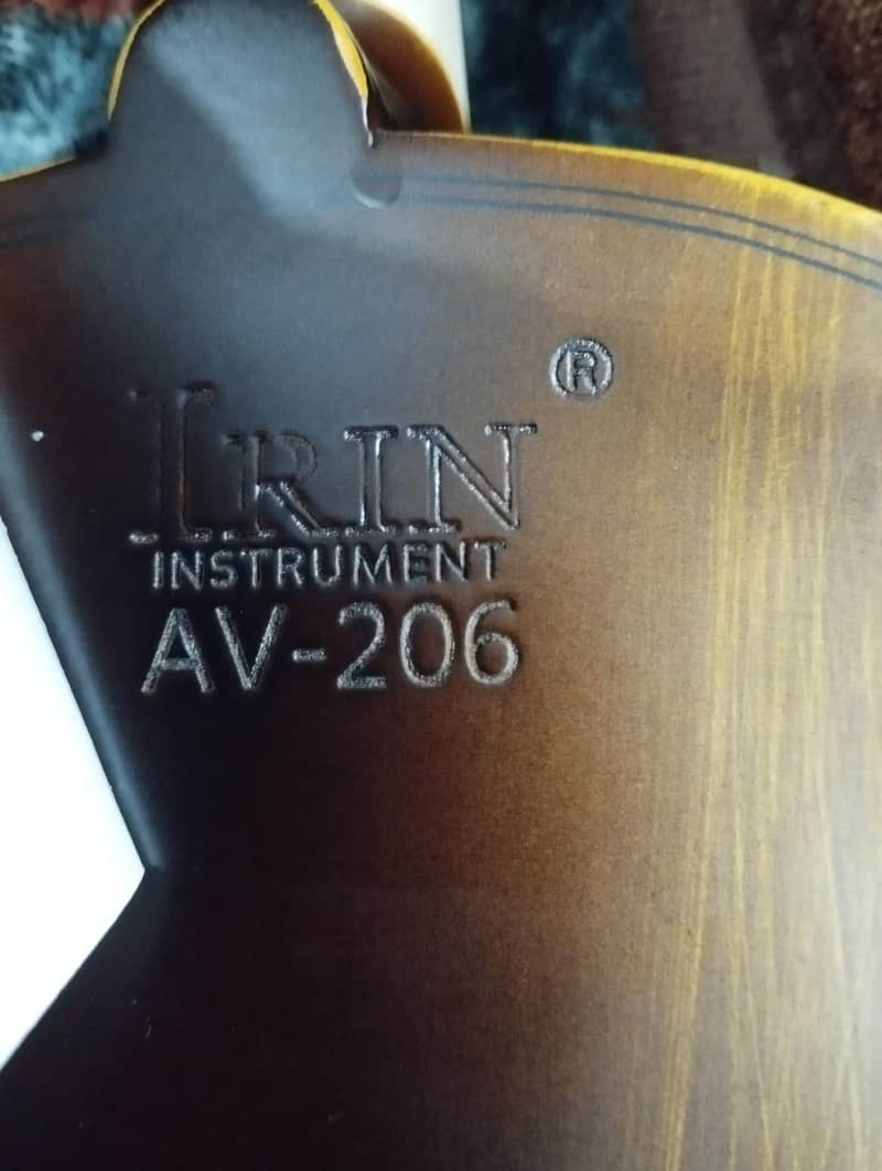 Irin AV 206 3