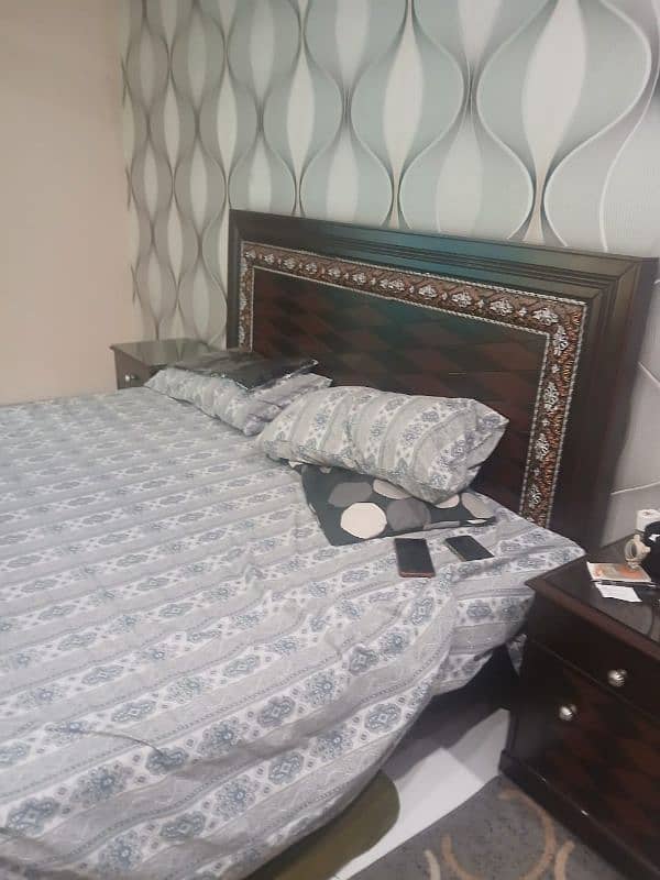 Complete Bedset With Mattress dressing Table, Side table 1