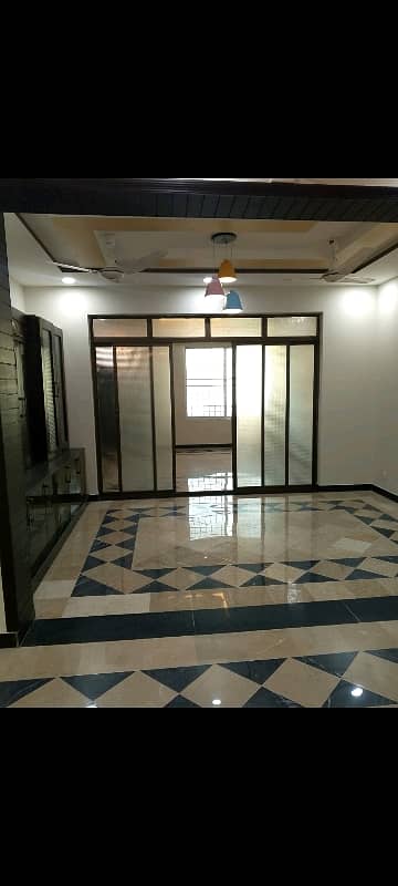 10 Marla Ground Portion for Rent in G-13 8