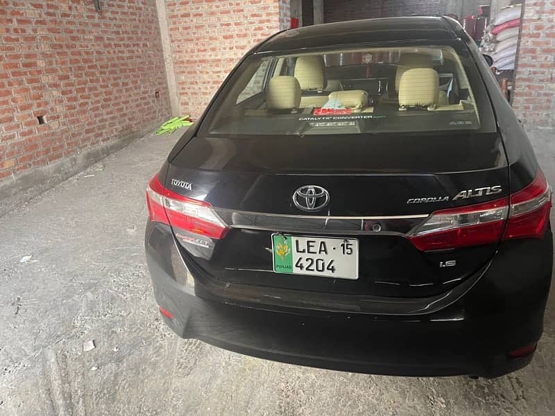 Toyota Corolla Altis 2015 5