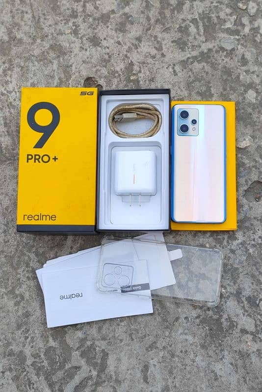 REALME 9PRO PLUS 5G 8/128 with full box 0