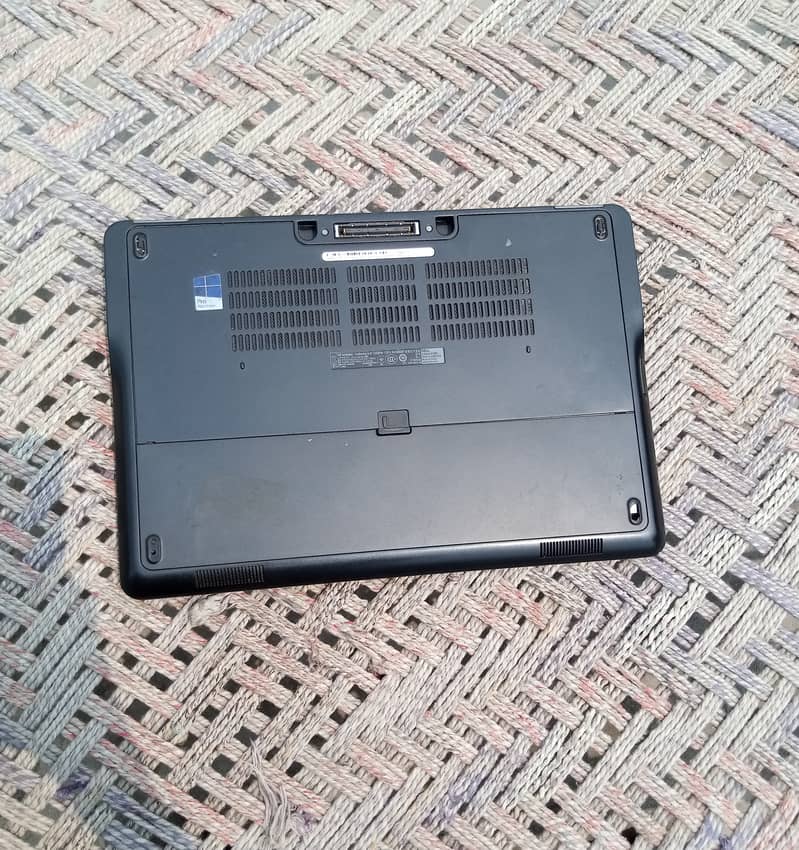 Dell Latitude E7540 Ultrabook 2Gb Nvidia beat gaming or graphics work 4