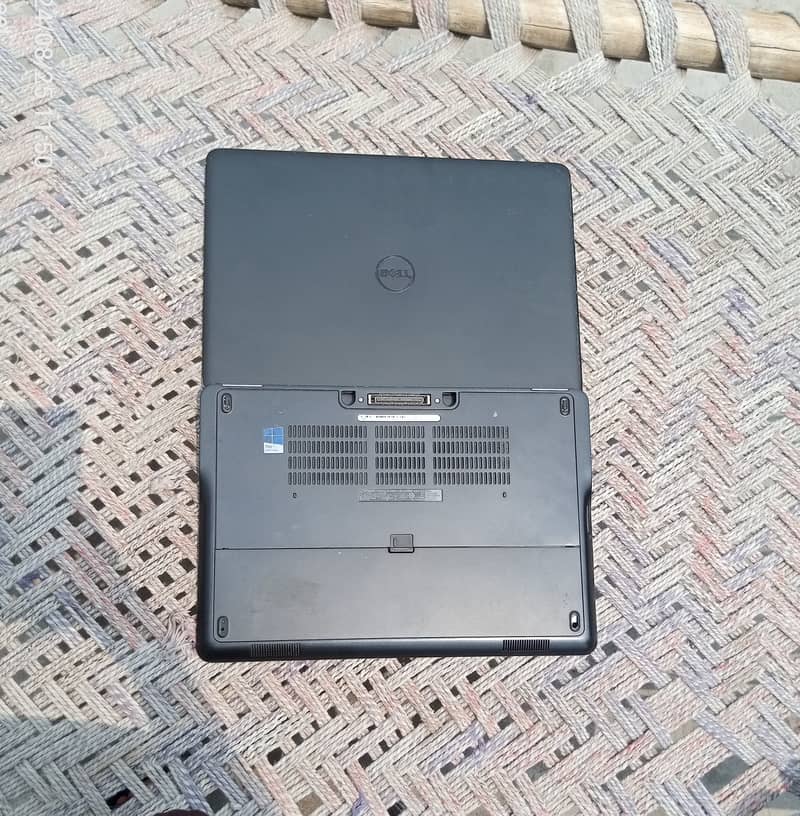 Dell Latitude E7540 Ultrabook 2Gb Nvidia beat gaming or graphics work 7