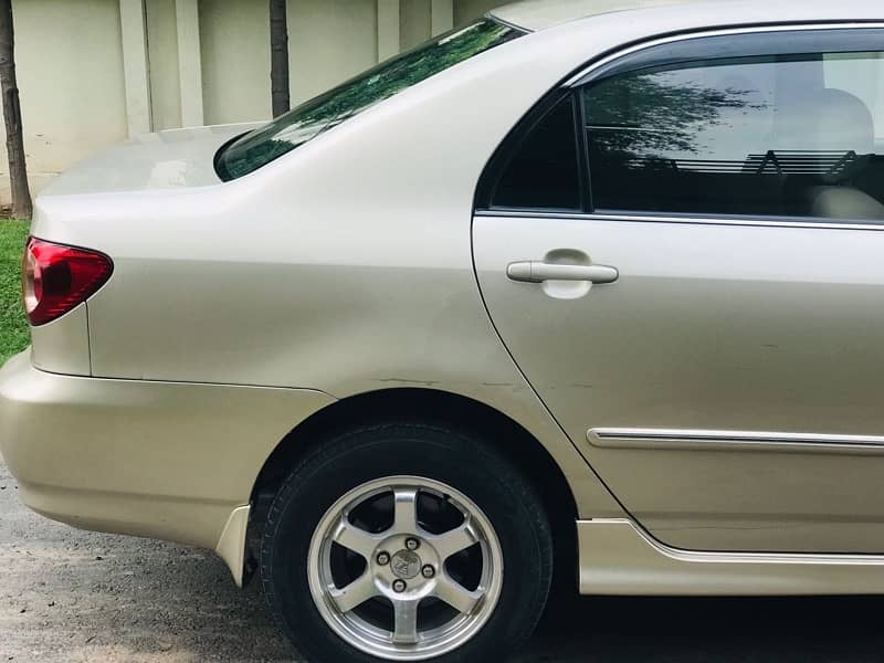 Toyota Corolla Altis 2006 4