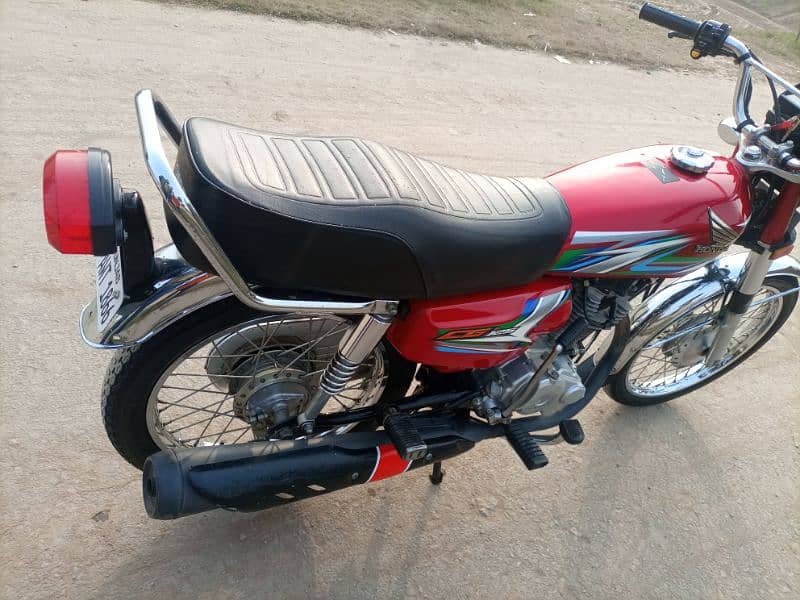 Total Genuine Honda 125 in lush condition Home used no work required 4