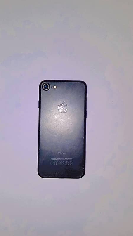 I  phone 7 128 gb in original condition 1