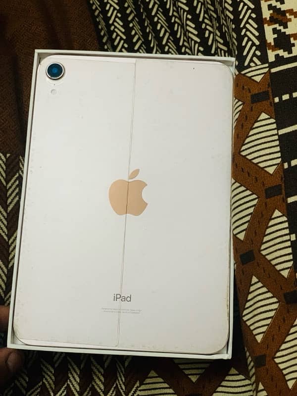 iPad mini 6  gold coler condition 10/9 64 gb 10