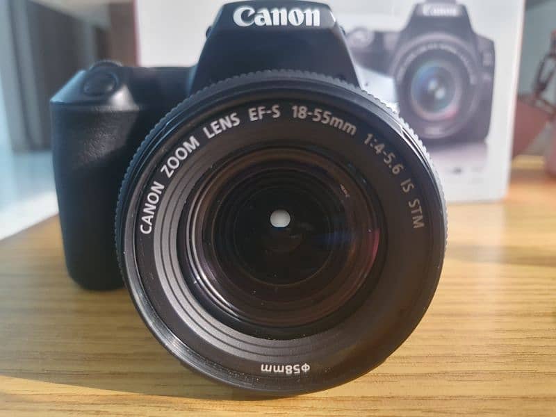 Canon EOS 200d mark ii. 2lenses, body, bag, strap . Best beginner set. 10