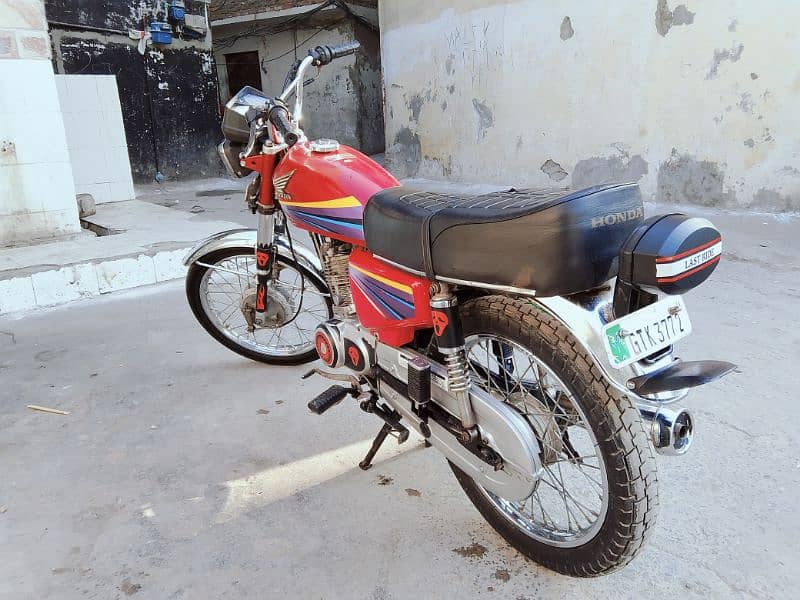 Honda 125 6