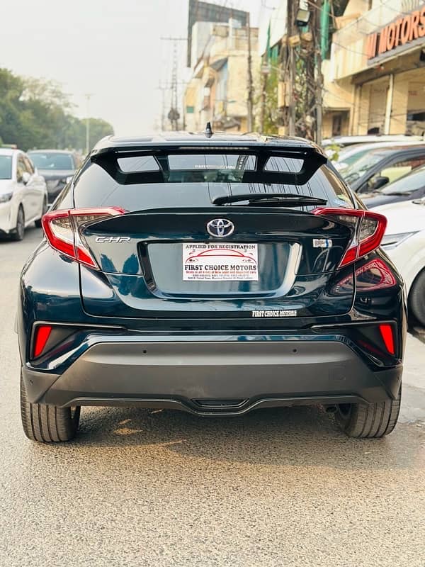 Toyota C-HR 2019 G Nero Package 4.5 GRADE 3