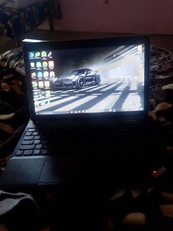 LENOVO  THINKPAD  4GB RAM CORE I5 4 GEN GIVE UR OFFER 6