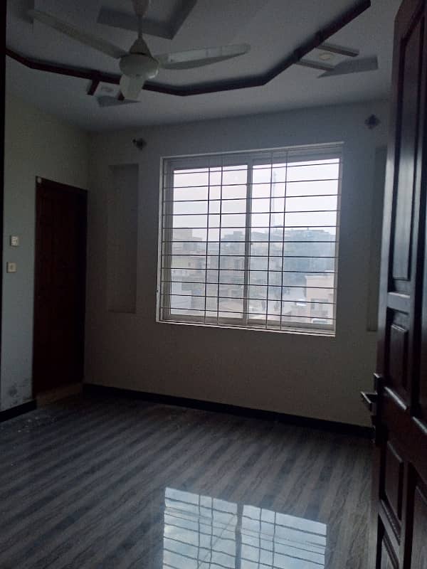 10 Marla Double Storey House for Rent 12