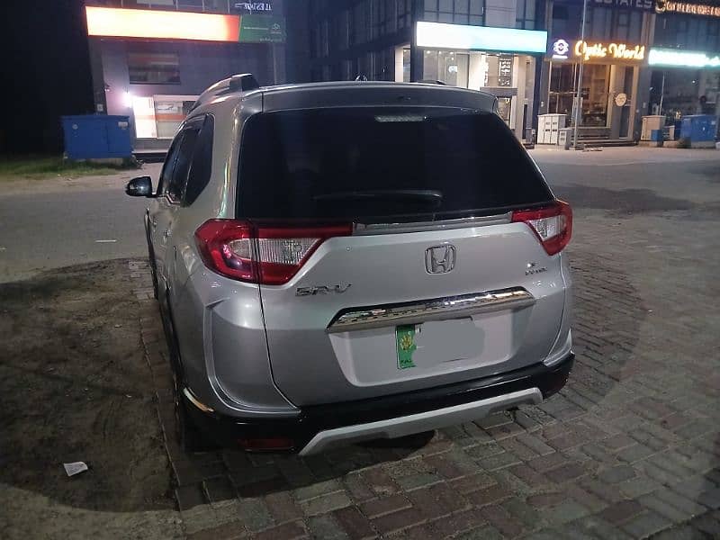 Honda BR-V 2017 11