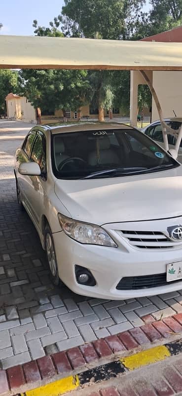 Toyota Corolla Altis 2010 3