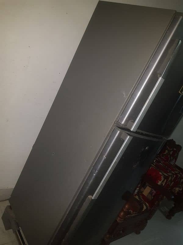 Freezer 5years Old 35000/- Also with negotiate 3