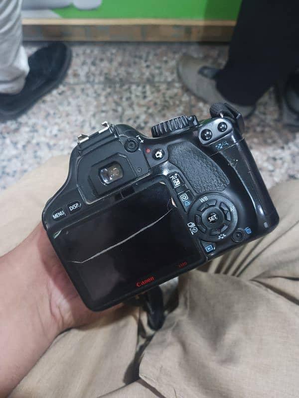 Canon d550 in good condition 1