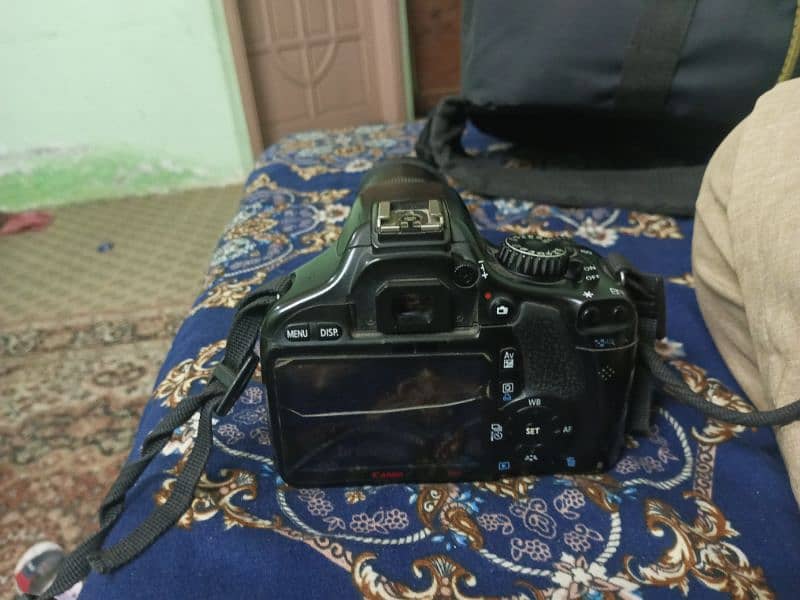 Canon d550 in good condition 7