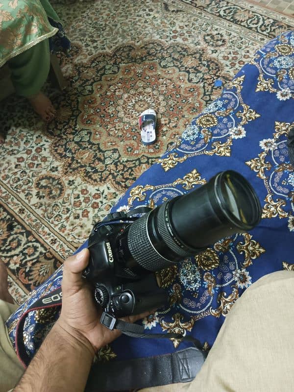 Canon d550 in good condition 10