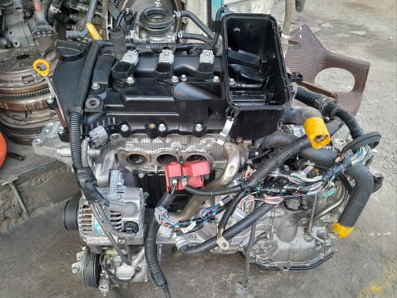 Toyota Passo 1kr model 2012 complete engine with transmission. 0