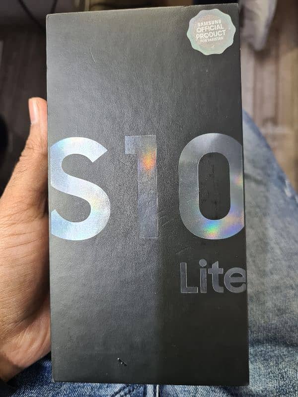 samsung S10 lite 10 by 9 condtion 8gb 128 gb black colour 0