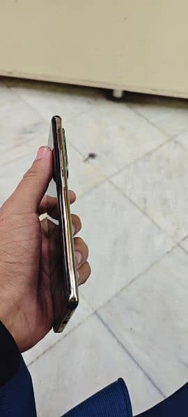 infinix zero 30 condition apka samna ha 2