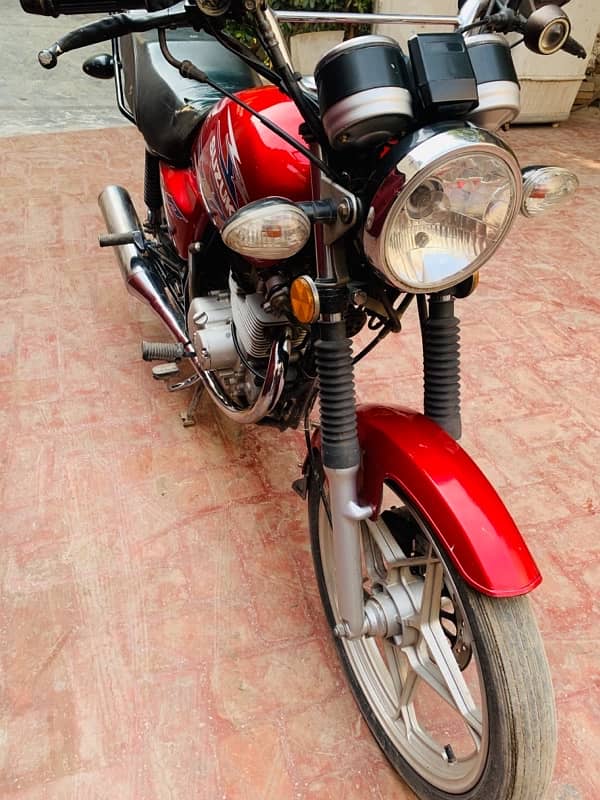 suzuki gs 150 call or whatapp number 03101176864 2