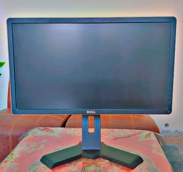 DELL LED 22 INCH 3