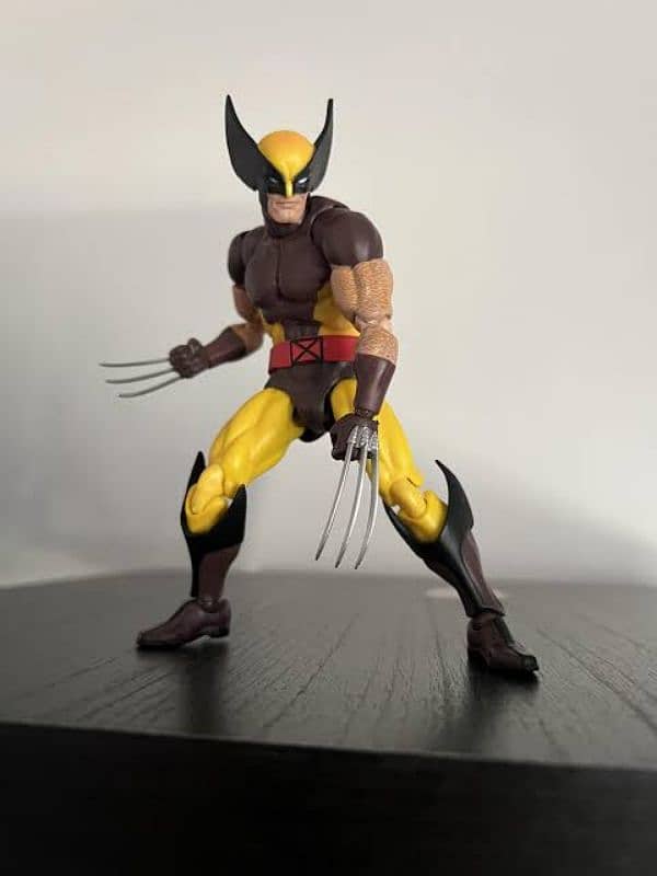 ct toys wolverine and scarlet spider man action figure 8