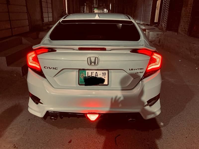 Honda Civic VTi Oriel Prosmatec 2019 17