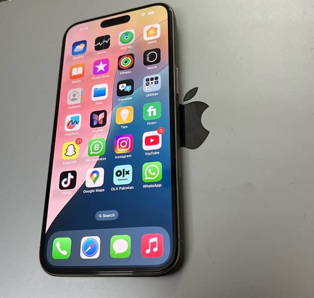 Apple iPhone 15 Pro Max Factory Unlocked 5