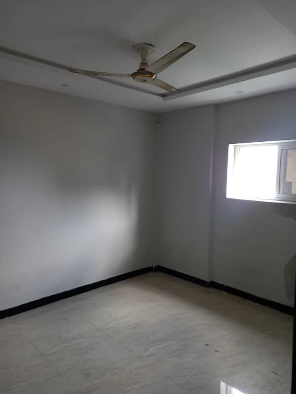 1 Bedroom Unfurnished Apartment Available For Rent in E/11/4 5